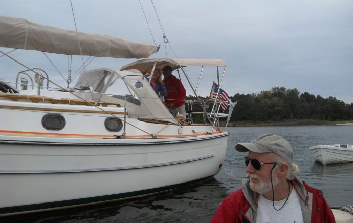 Cap'n Burry helmed Plover's dink down the creek, Chris saluted with the signal horn and Kate climbed aboard Steadfast for a welcome home!