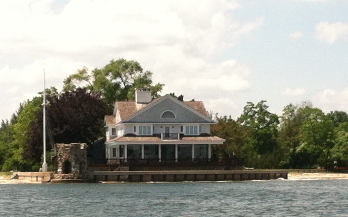 Remarkable waterfront homes seem to be prevalent along the shores of Long Island harbors.