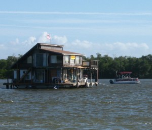 The bait shop at Picnic Island is convenient to clients.